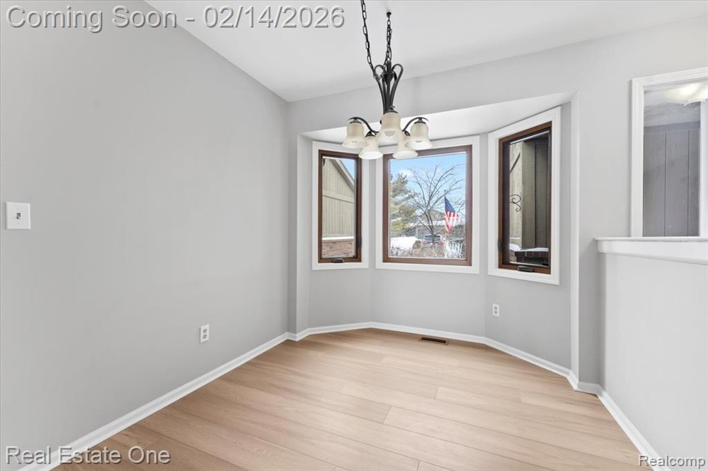 9883 Hawthorne Glen Drive, Grosse Ile, MI 48138 — Photo 6