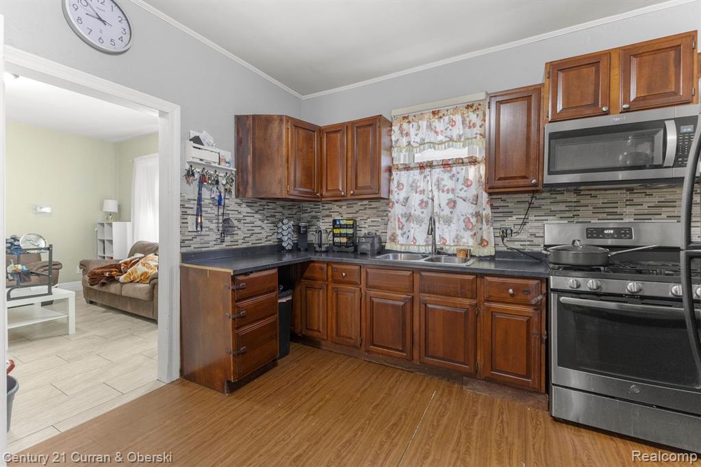 9182 LAFAYETTE Boulevard, Detroit, MI 48209 — Photo 14