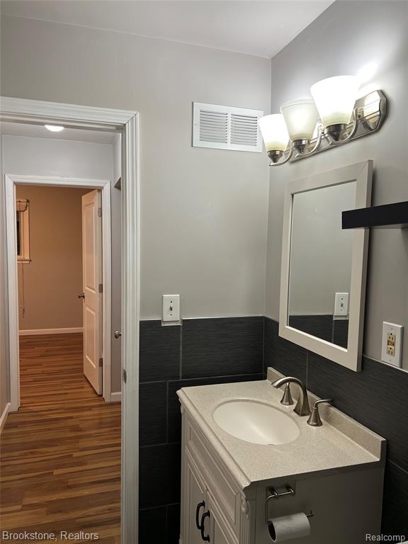 630 Gargantua Avenue, Clawson, MI — Photo 20