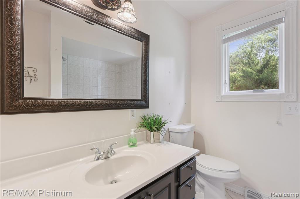 3302 Rolston Road, Linden, MI 48430 — Photo 28