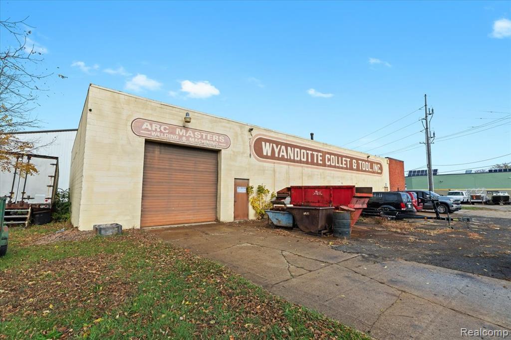 4070 5th Street, Wyandotte, MI 48192 — Photo 28