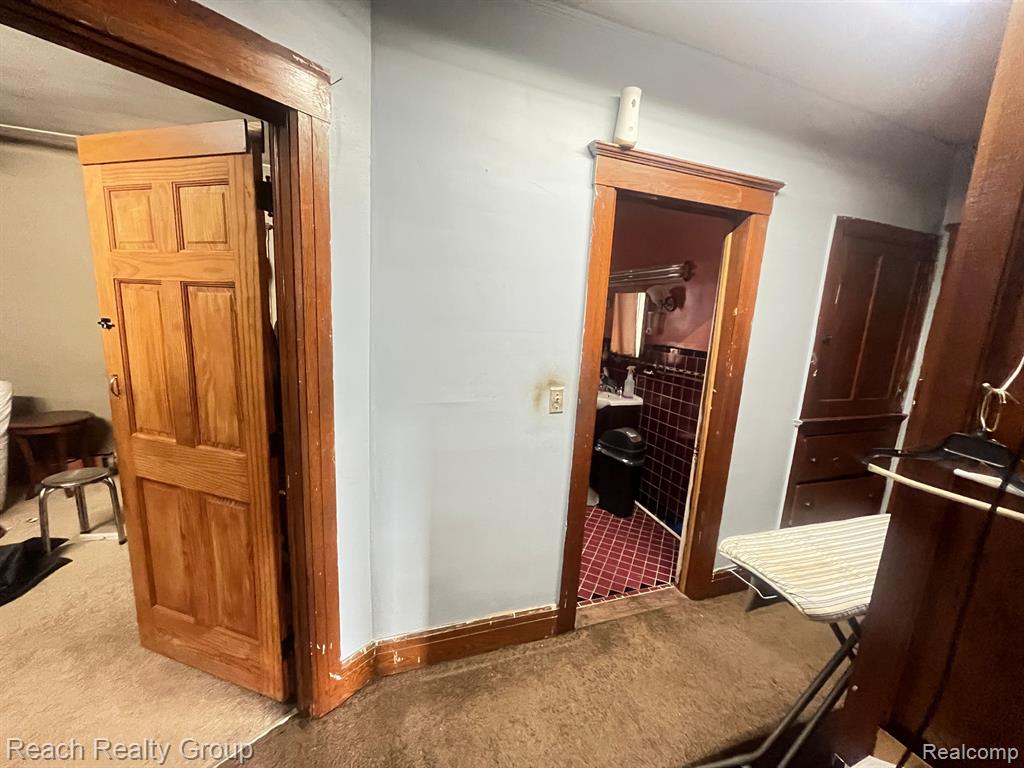 22755 GRAND RIVER Avenue, Detroit, MI 48219 — Photo 16