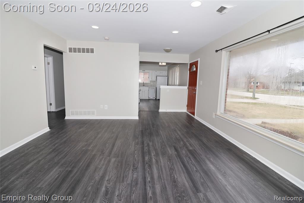 6444 Sunset Street, Garden City, MI — Photo 4
