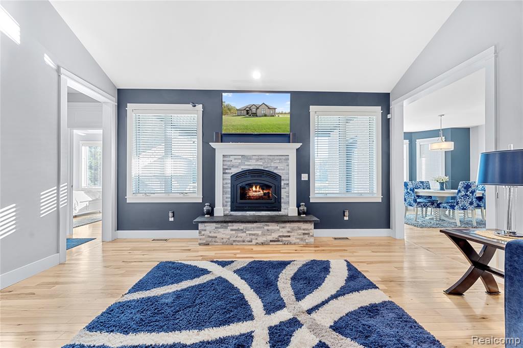 13498 Exeter Road, Carleton, MI 48117 — Photo 9