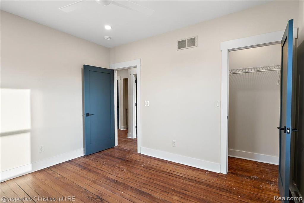 2579 Townsend Street, Detroit, MI 48214 — Photo 16