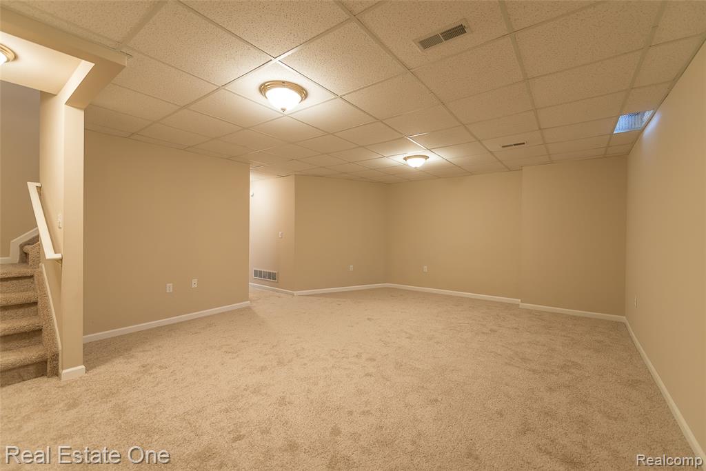 61726 VALLEY FORGE, South Lyon, MI 48178 — Photo 28
