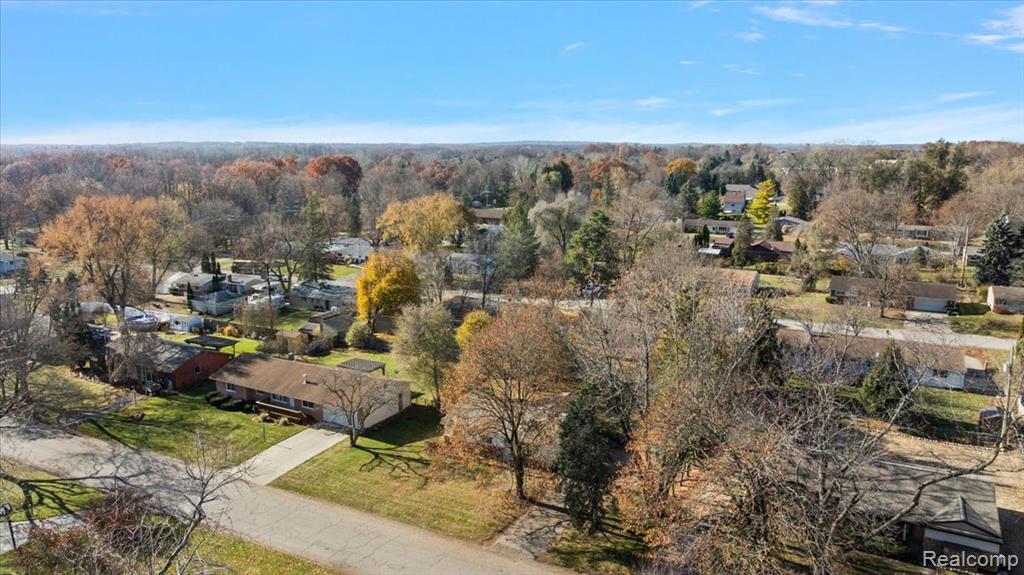 4775 Halberd Street, Commerce Twp, MI 48382 — Photo 38