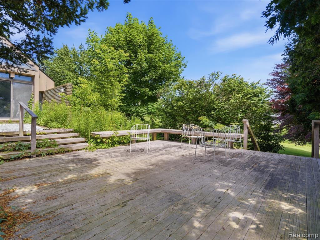 4554 Mystic Hills Circle, Milford, MI 48380 — Photo 9
