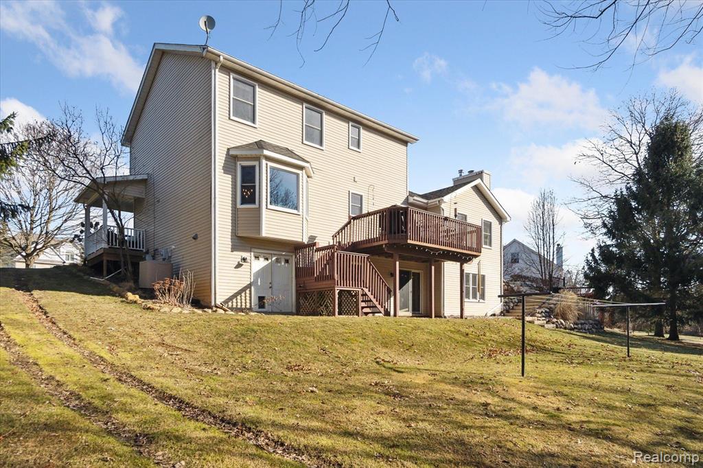 7694 THUNDER BAY Drive, Pinckney, MI 48169 — Photo 47