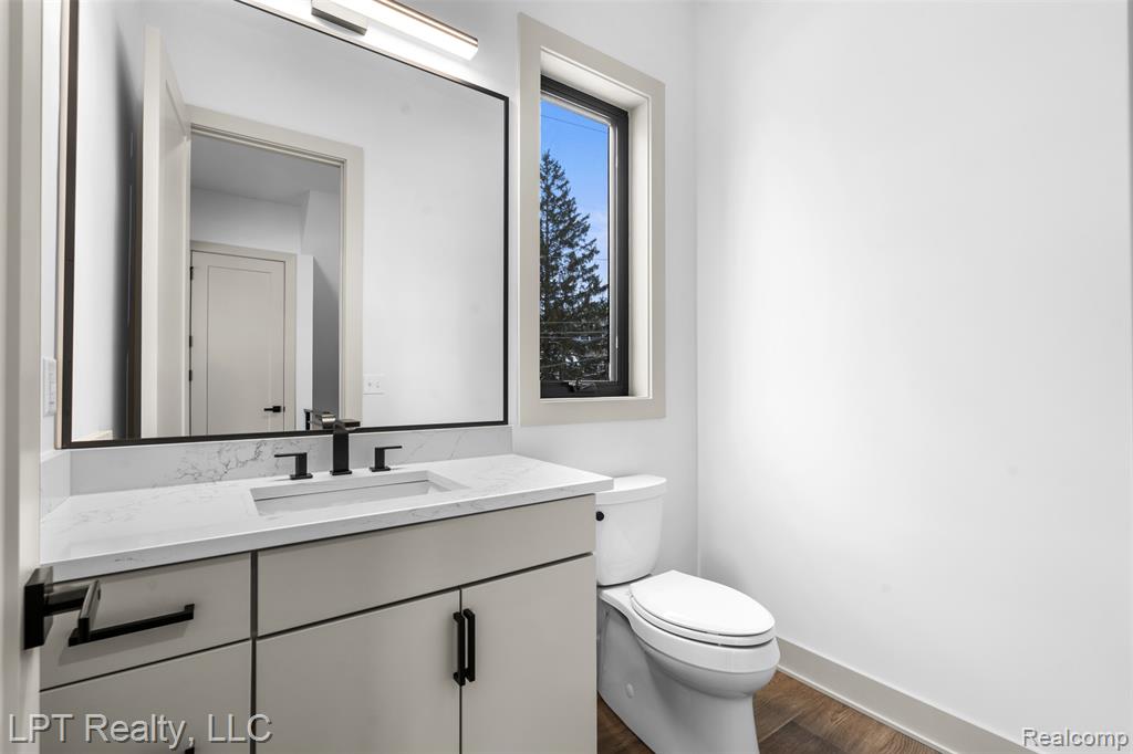 527 Walnut Street, Brighton, MI 48116 — Photo 9