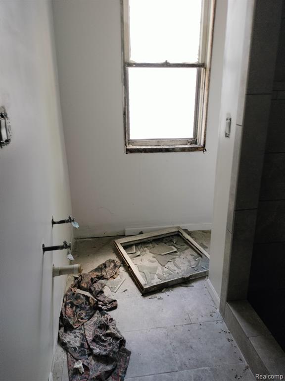 966 ALGONQUIN Street, Detroit, MI 48215 — Photo 11