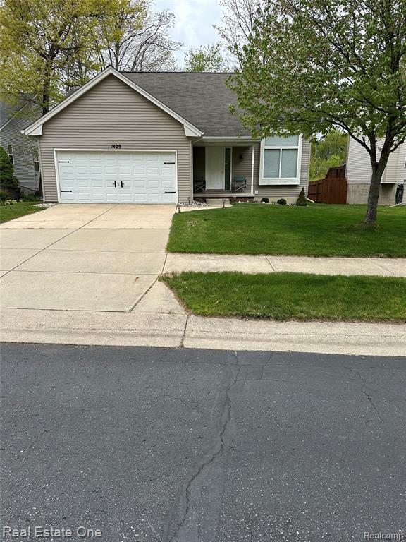 1429 Sherwood Forest Court, Waterford, MI 48327 — front exterior