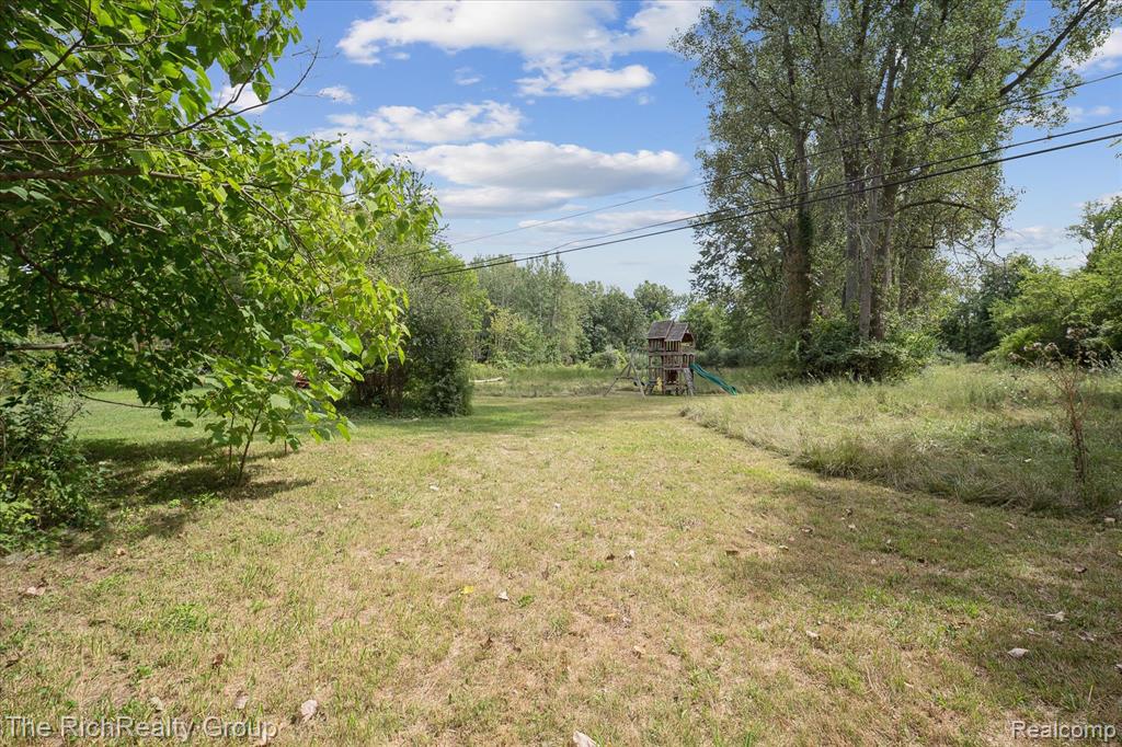 39635 Lotzford Road, Canton, MI 48187 — Photo 28