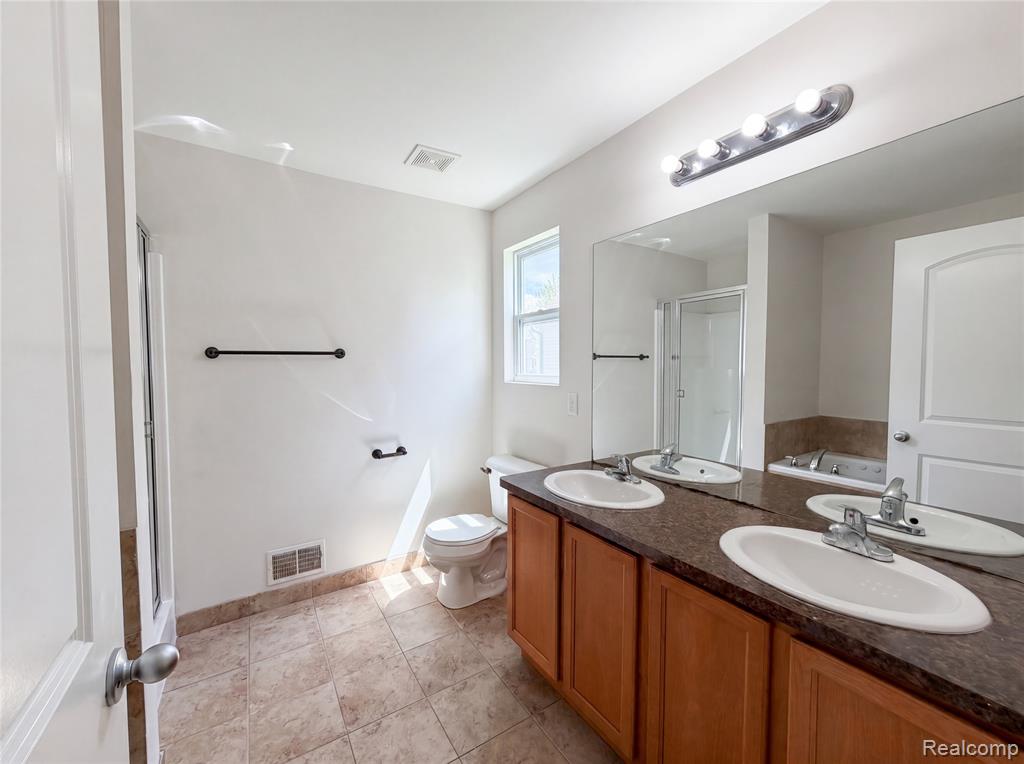 5988 Treetops Drive, Romulus, MI 48174 — Photo 16