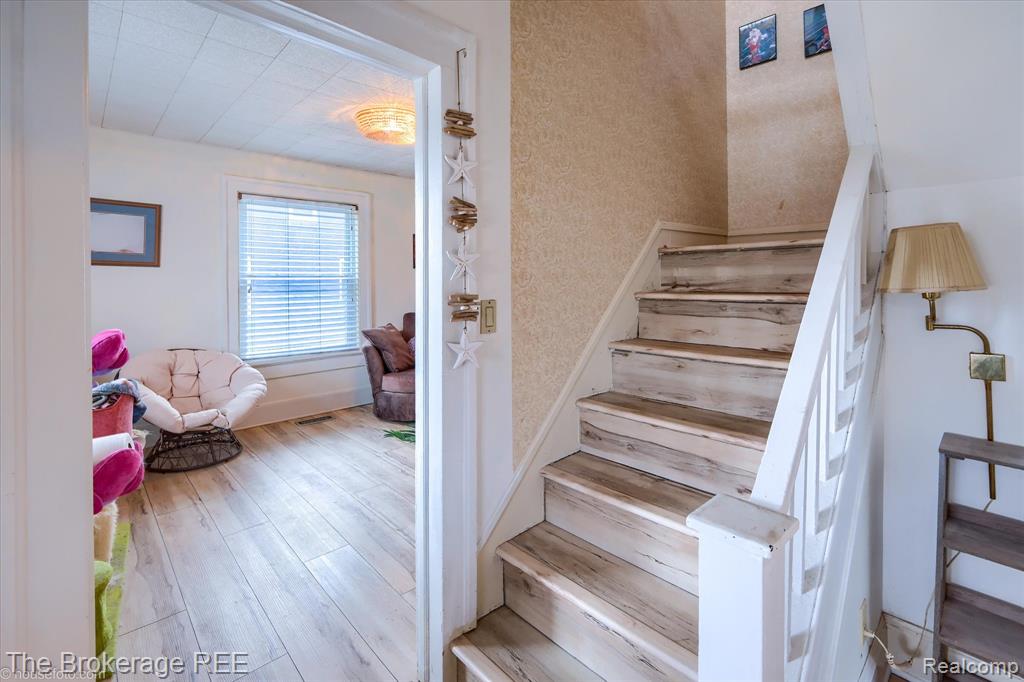 203 Sawyer Street, Grand Blanc, MI 48439 — Photo 29