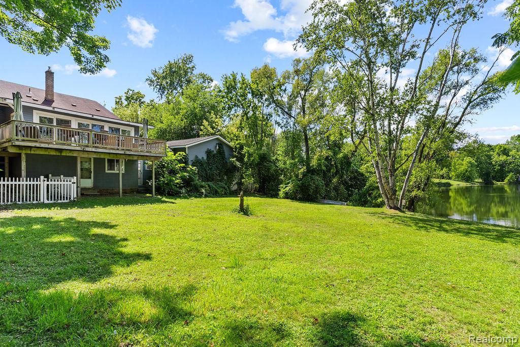 411 E Maple Street, Holly, MI 48442 — Photo 38