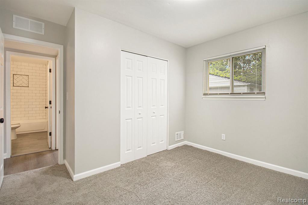 8105 Syracuse Street, Taylor, MI 48180 — Photo 26