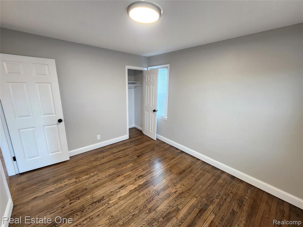 628 E JARVIS Avenue, Hazel Park, MI 48030 — Photo 13