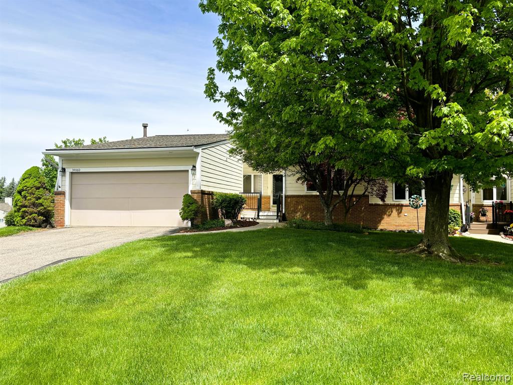 34060 HILLSIDE, Farmington Hills, MI 48335 — Photo 46