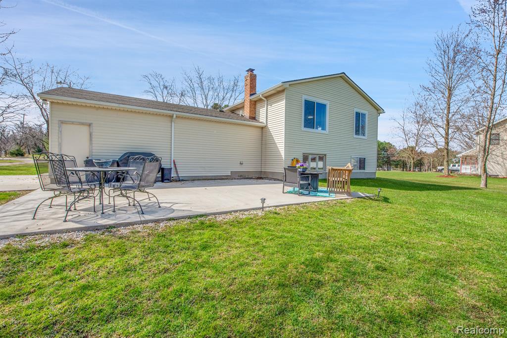 8255 BURPEE Road, Grand Blanc, MI 48439 — Photo 33