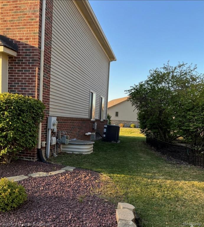 23756 Waterview Dr, New Boston, MI 48164 — Photo 25
