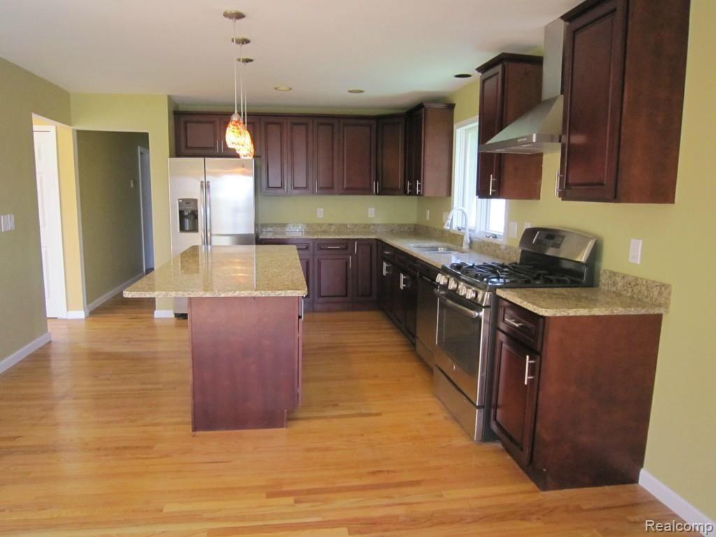 6850 ARLINGTON, West Bloomfield, MI — Photo 3