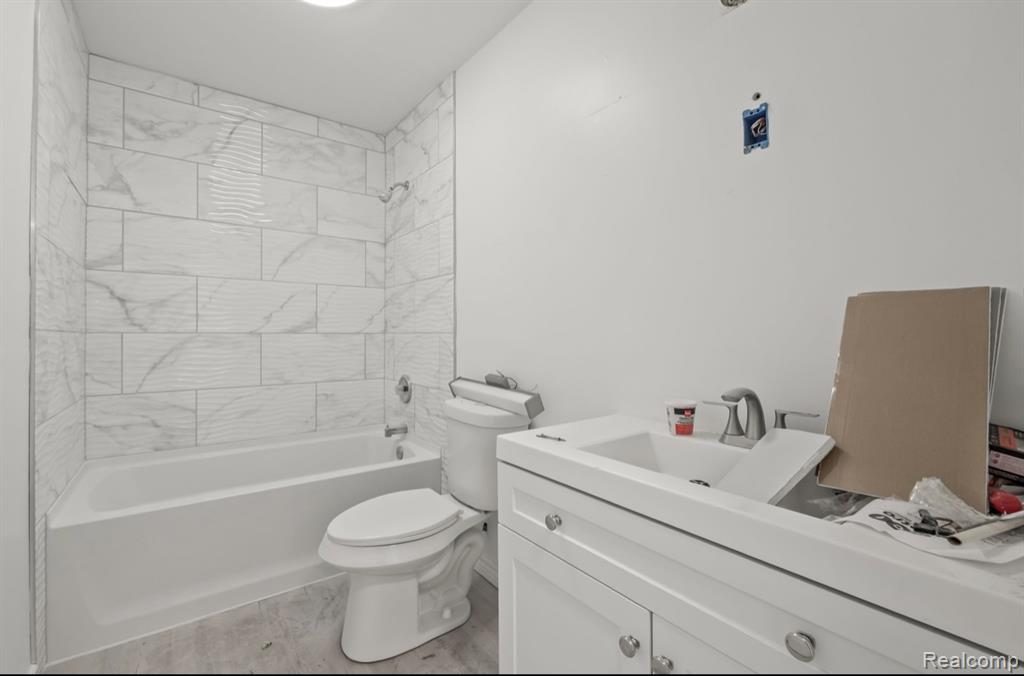 4688 French Road, Detroit, MI 48214 — Photo 23