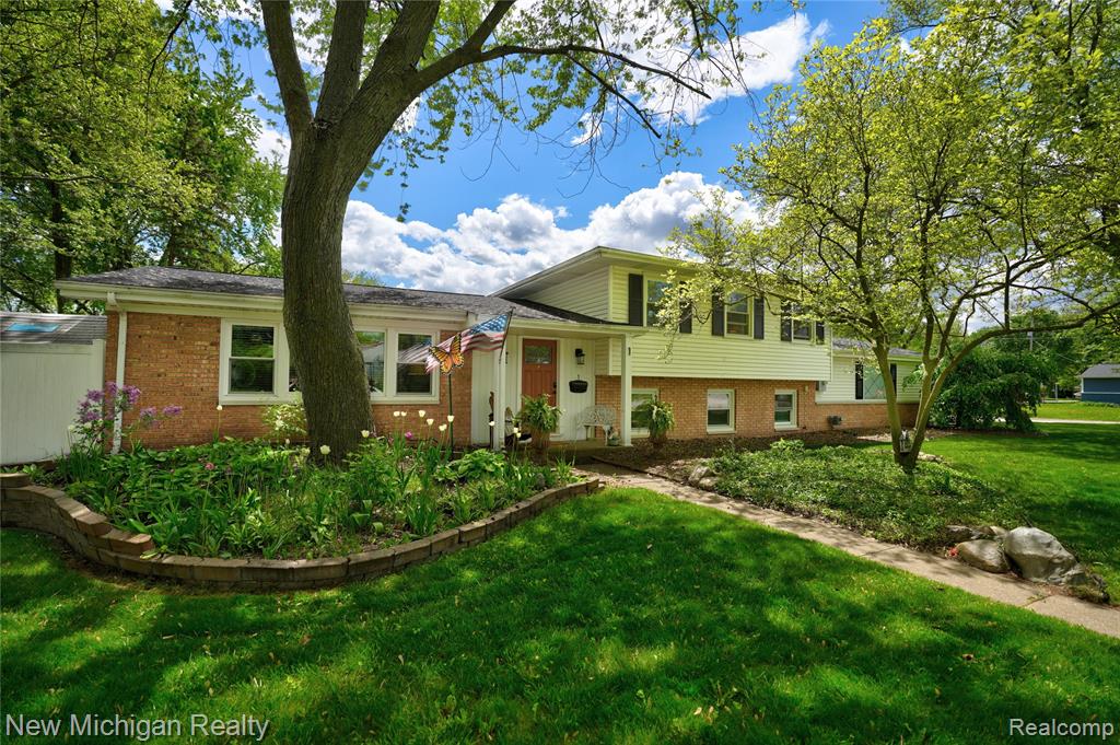 8324 SE Cooks Corner Drive, Byron Center, MI, 49315