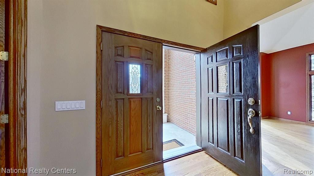 4392 STONEVIEW Drive, West Bloomfield, MI — Photo 11