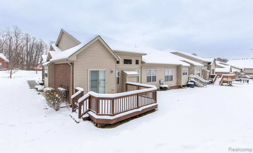 9573 Kingsway Circle, Clarkston, MI 48348 — Photo 45