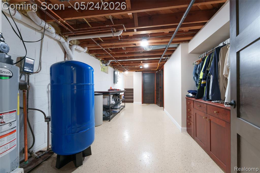 13800 12 Mile Road, South Lyon, MI 48178 — Photo 42