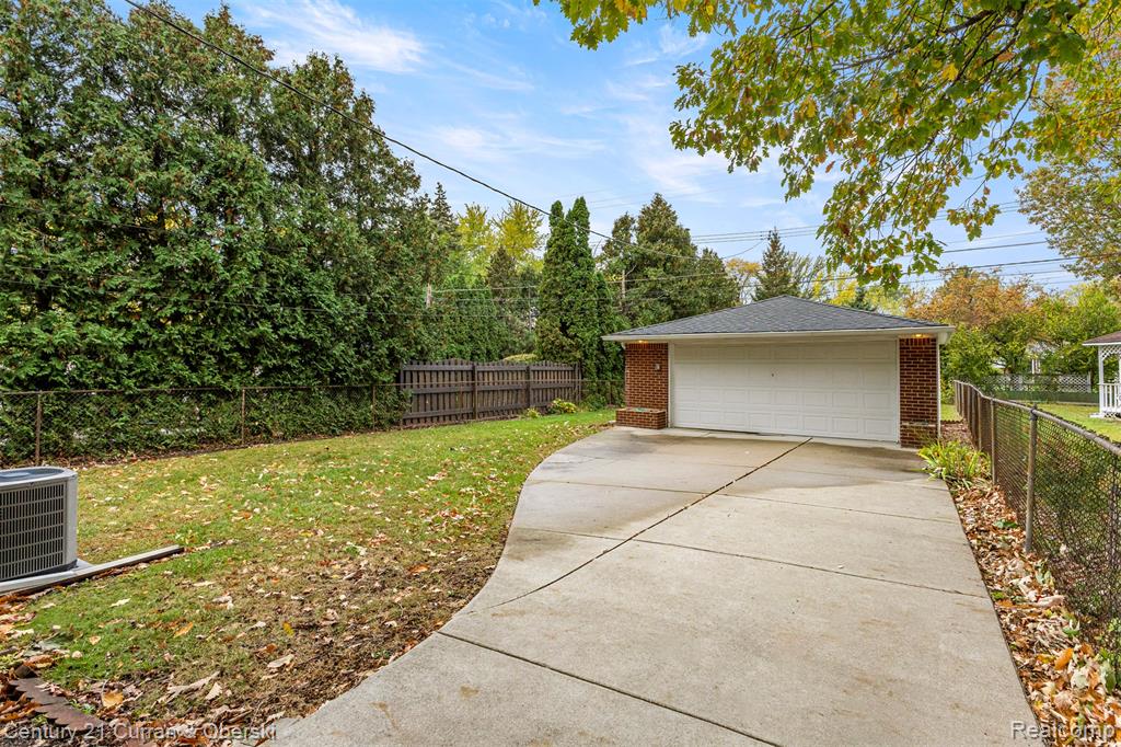 4170 Pardee Avenue, Dearborn Heights, MI 48125 — Photo 34