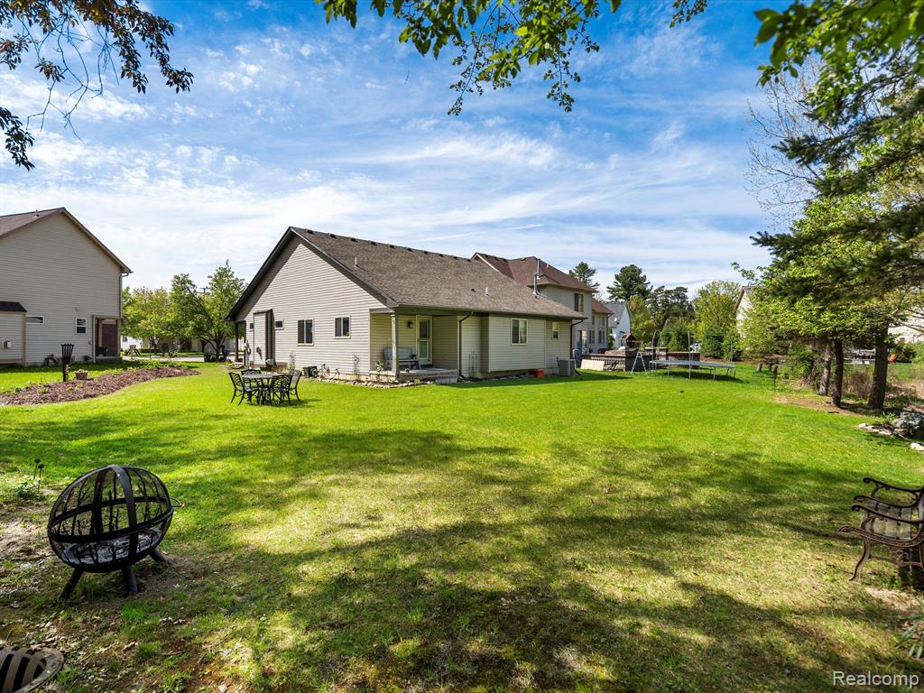 437 CONVERSE, Lake Orion, MI 48362 — Photo 7