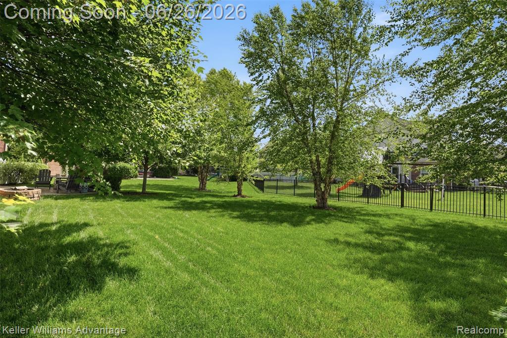51121 Gold Ridge Lane, Canton, MI 48188 — Photo 38