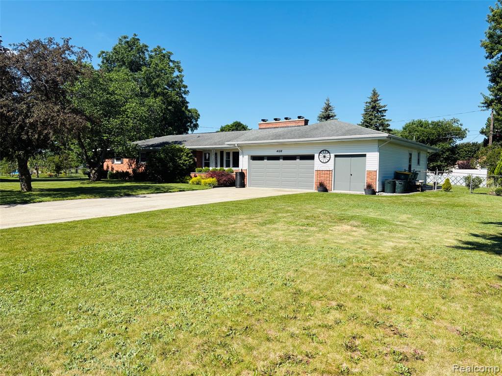 4108 Allen Court, Bay City, MI 48706 — Photo 2