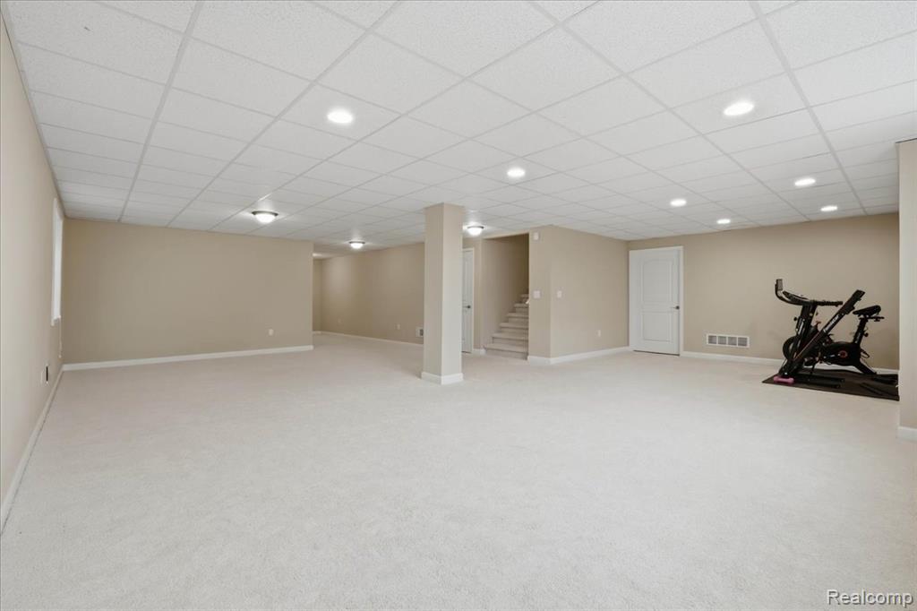 1114 Wales Drive, Lake Orion, MI — Photo 33