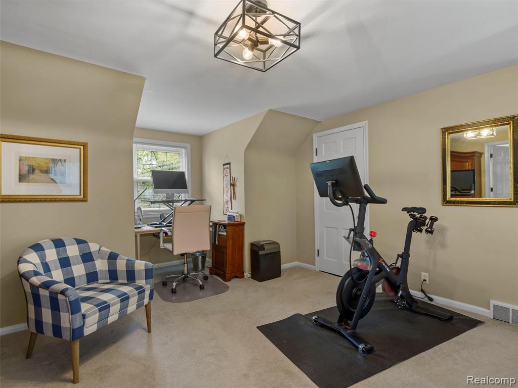 683 Lincoln Road, Grosse Pointe, MI 48230 — Photo 35