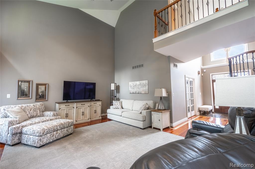 5429 Shorewood Drive, Fort Gratiot, MI 48059 — Photo 18