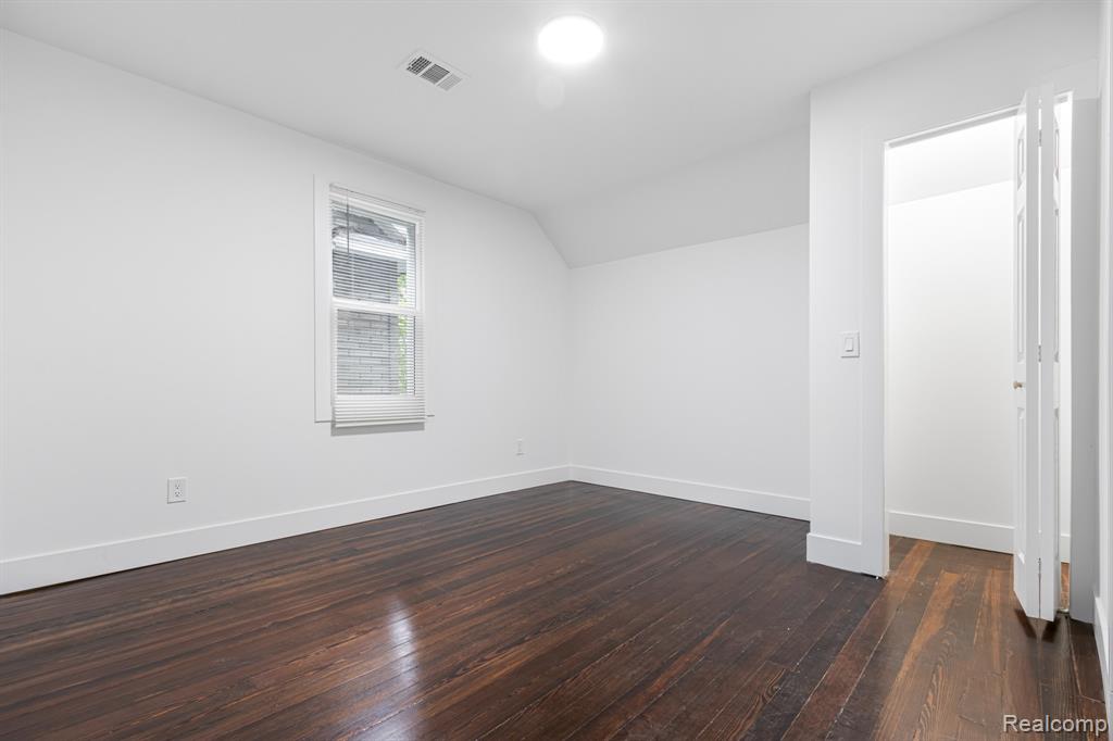 5442 Iroquois Street, Detroit, MI 48213 — Photo 15