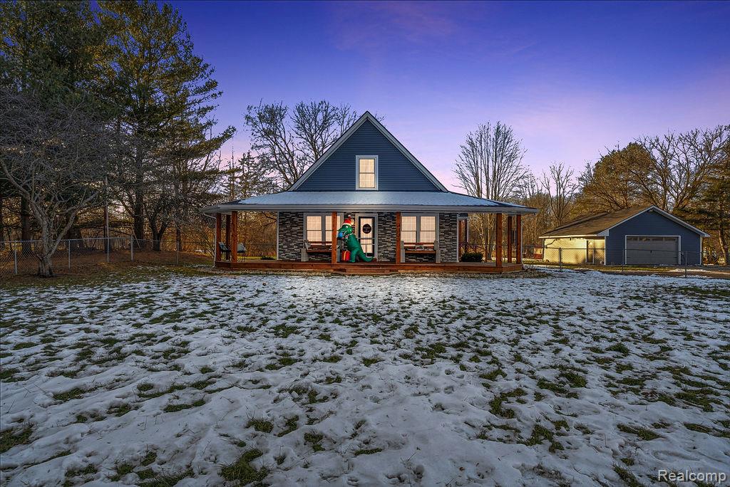 5216 S State Road, Goodrich Vlg, MI — front exterior