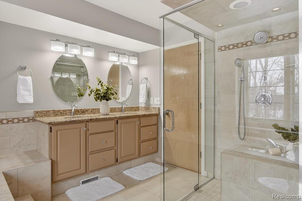 13660 Eaton Drive, Plymouth, MI 48170 — Photo 34