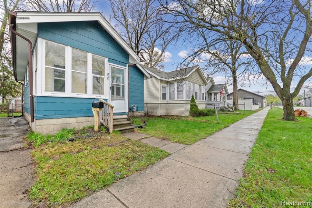 50 E Hayes Avenue, Hazel Park, MI 48030 — Photo 3