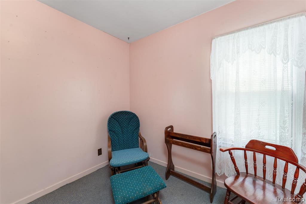 5711 Crescent Road, Waterford, MI 48327 — Photo 21