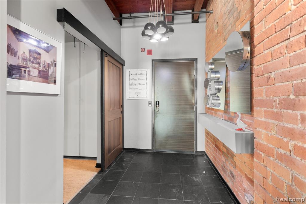 6533 E Jefferson Avenue, 239E, Detroit, MI 48207 — Photo 5