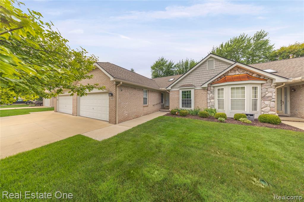 41432 Haggerty Woods Court, Canton, MI 48187 — Photo 33