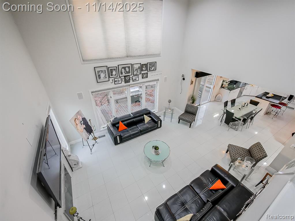 7359 Woodlore Drive, West Bloomfield, MI 48323 — Photo 7