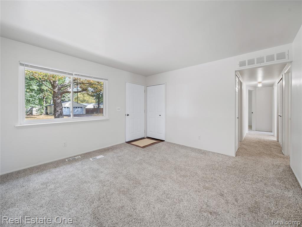 796 Devonshire Boulevard, Brighton, MI 48116 — Photo 4