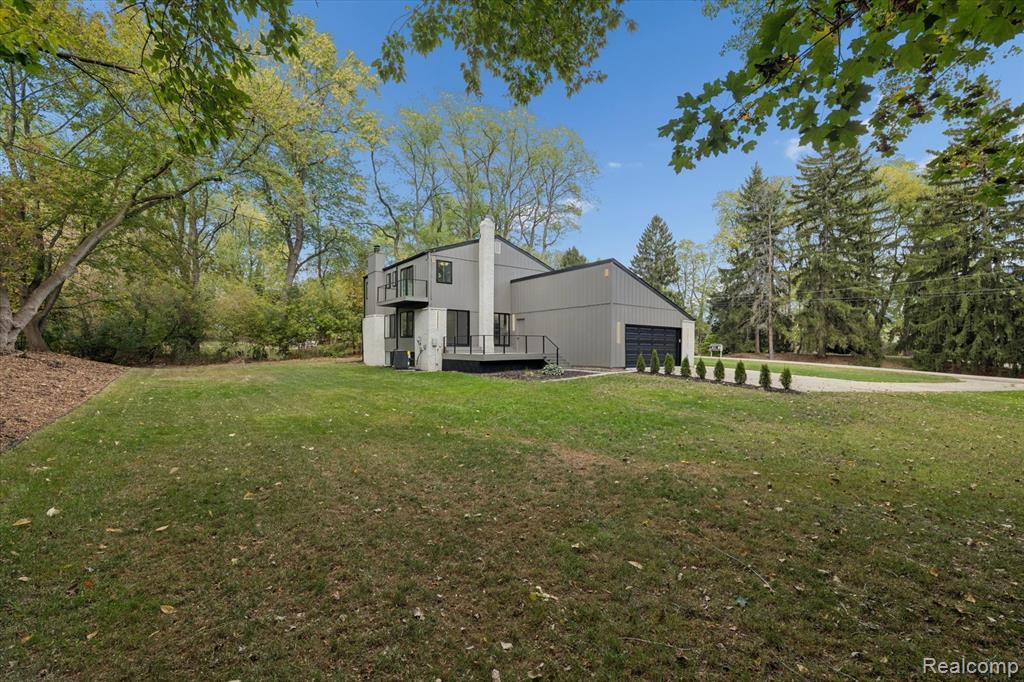 3668 Bayou Drive, West Bloomfield, MI 48323 — Photo 37