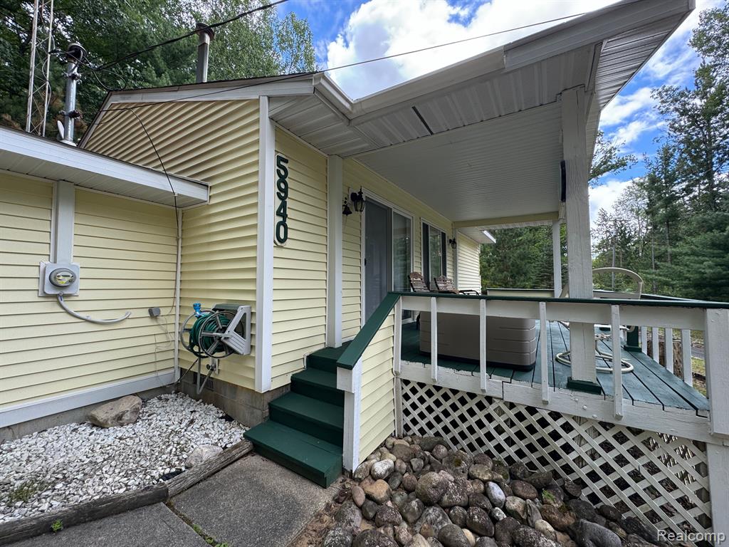 5940 Oak Rd Road, Rose City, MI 48654 — Photo 4