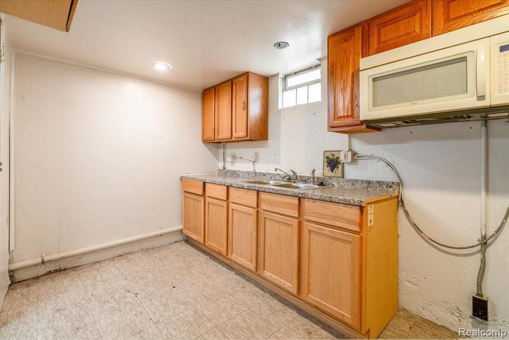 4775 WESTLAND Street, Dearborn, MI 48126 — Photo 25